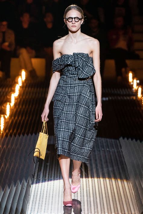 sfilata prada milano 2019